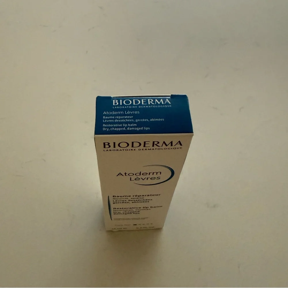 Bioderma Atoderm Restorative Lip Balm for Dry Chapped Lips - 0.5 OZ/15‎ ml - NWB